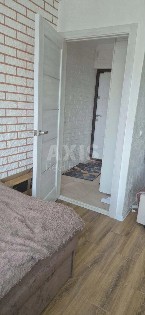 1k apartment vul. Novatoriv 2А709859