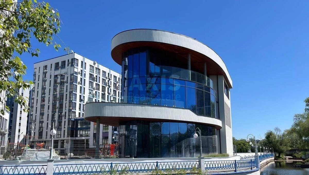 Объект торговли ул. Олимпия Галика 75, 350м270888
