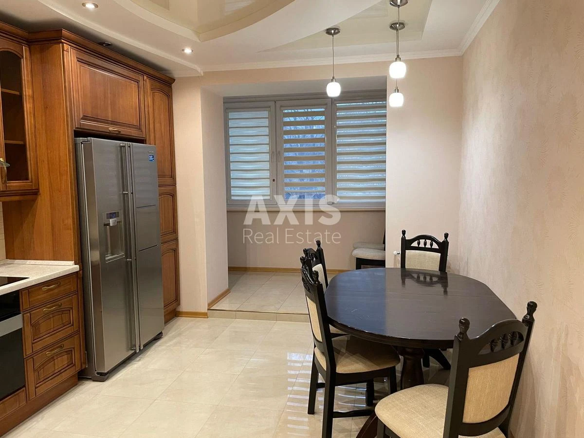 3k apartment vul. Saljutna one B440860