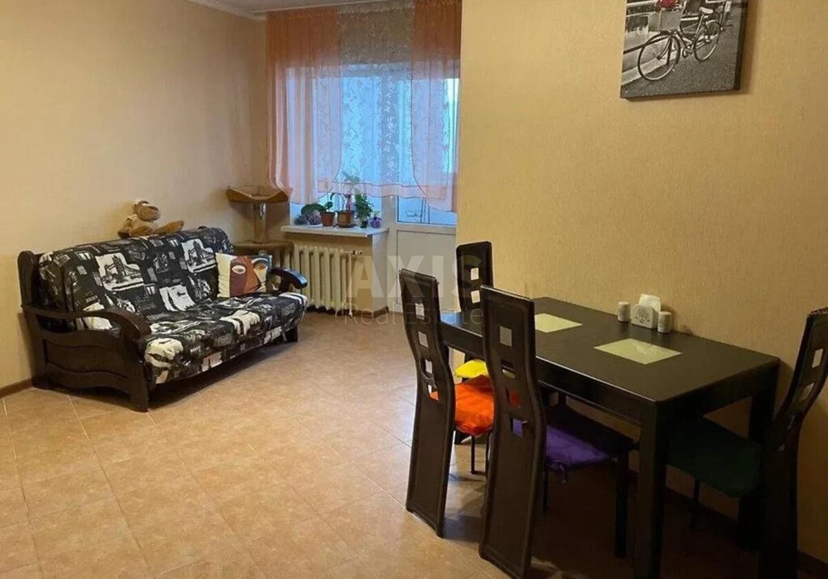 2k apartment vul. Sribnokil's'ka 2А700260