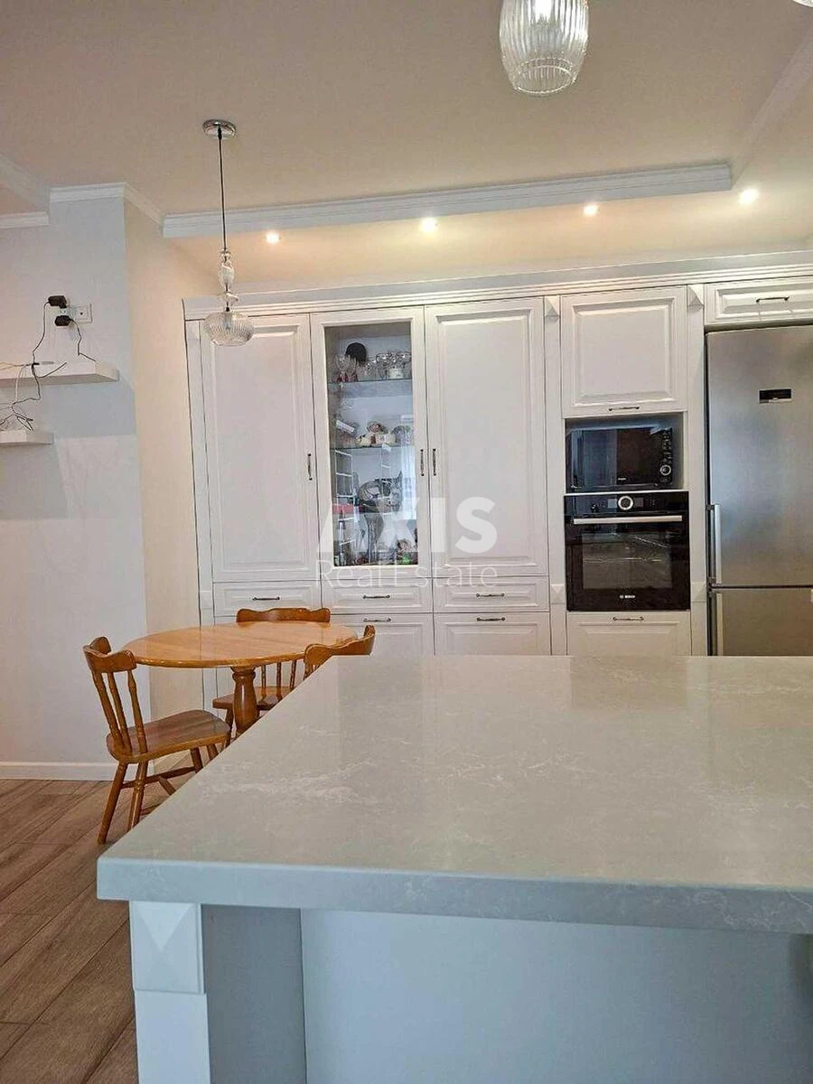 2k apartment vul. Dragomanova 2608610