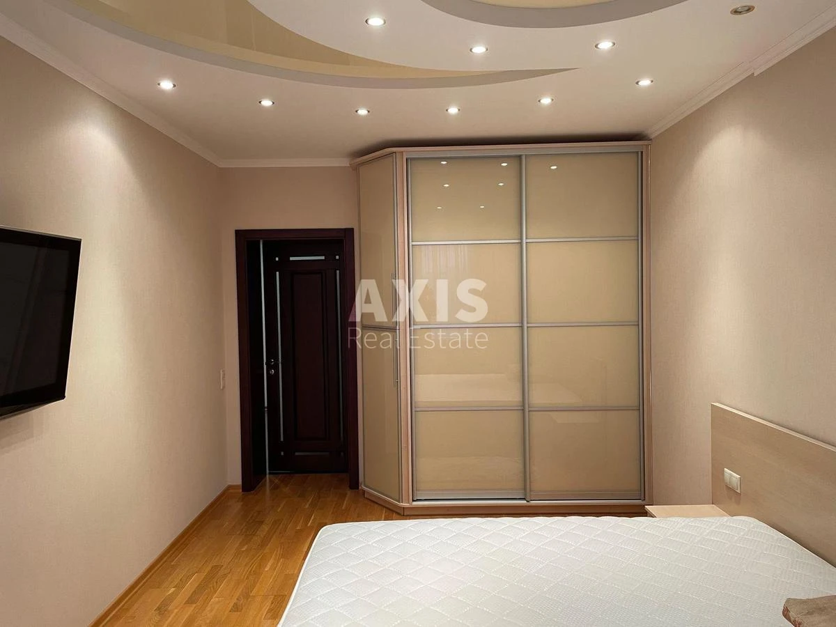 3k apartment vul. Saljutna one B440864