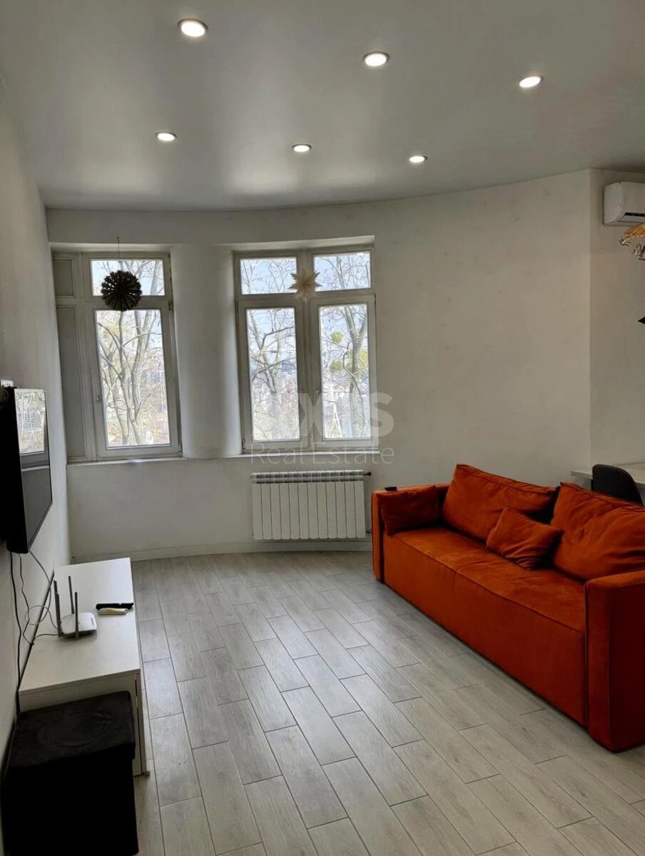1k apartment vul. Protasiv Jar 8687160