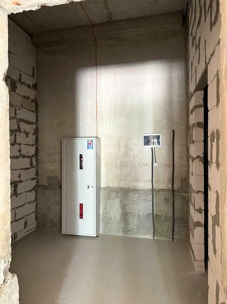 Объект торговли ул. Михаила Максимовича 24, 31м2691493