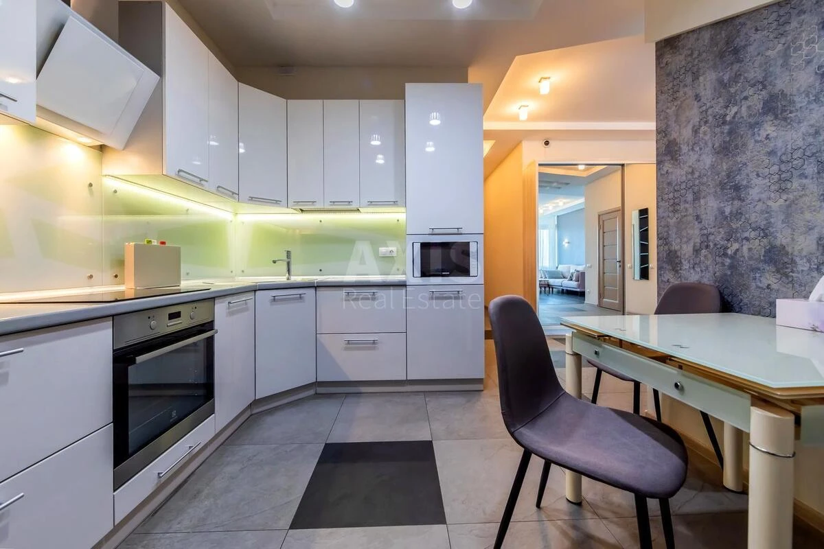 3k apartment nab. Dniprovs'ka 1470328
