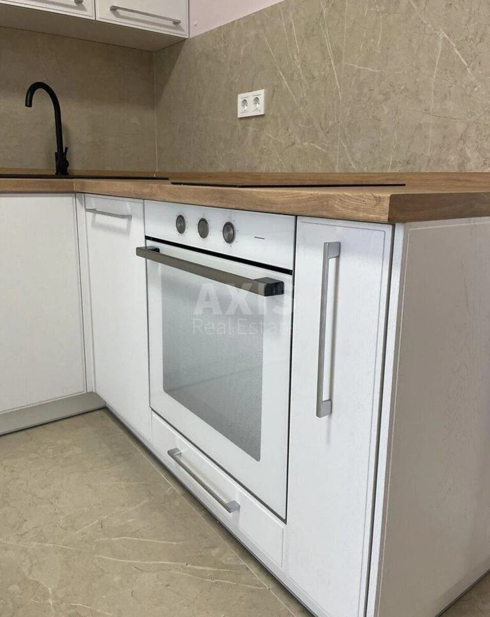 1k apartment vul. Revuc'kogo 40В697600