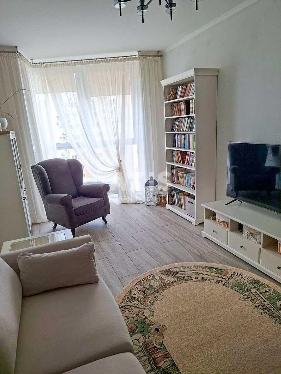 2к квартира ул. Драгоманова 2608615