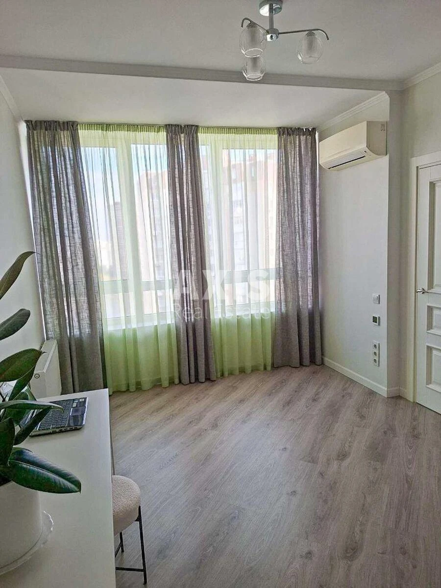 2k apartment vul. Dragomanova 2608616