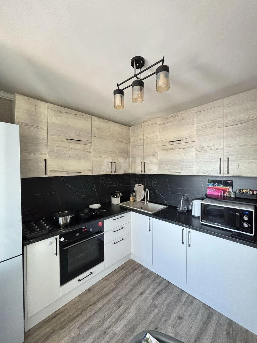 2k apartment vul. Vakhtanha Kikabidze 15А69656