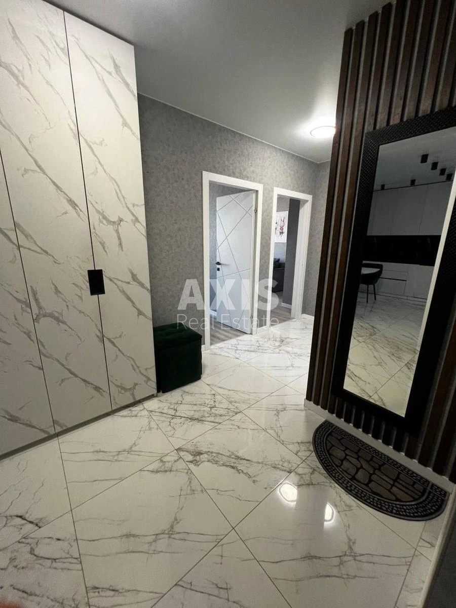 2k apartment vul. Sverstjuka Jevgena 4411529