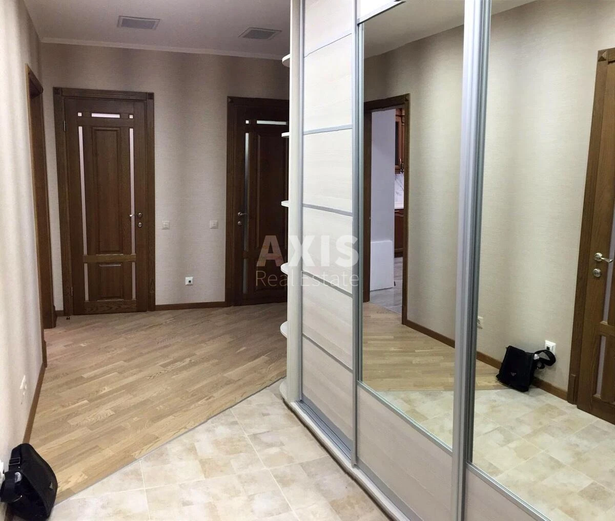 2k apartment vul. Sikors'kogo Igorja Aviakonstruktora Four B6743010