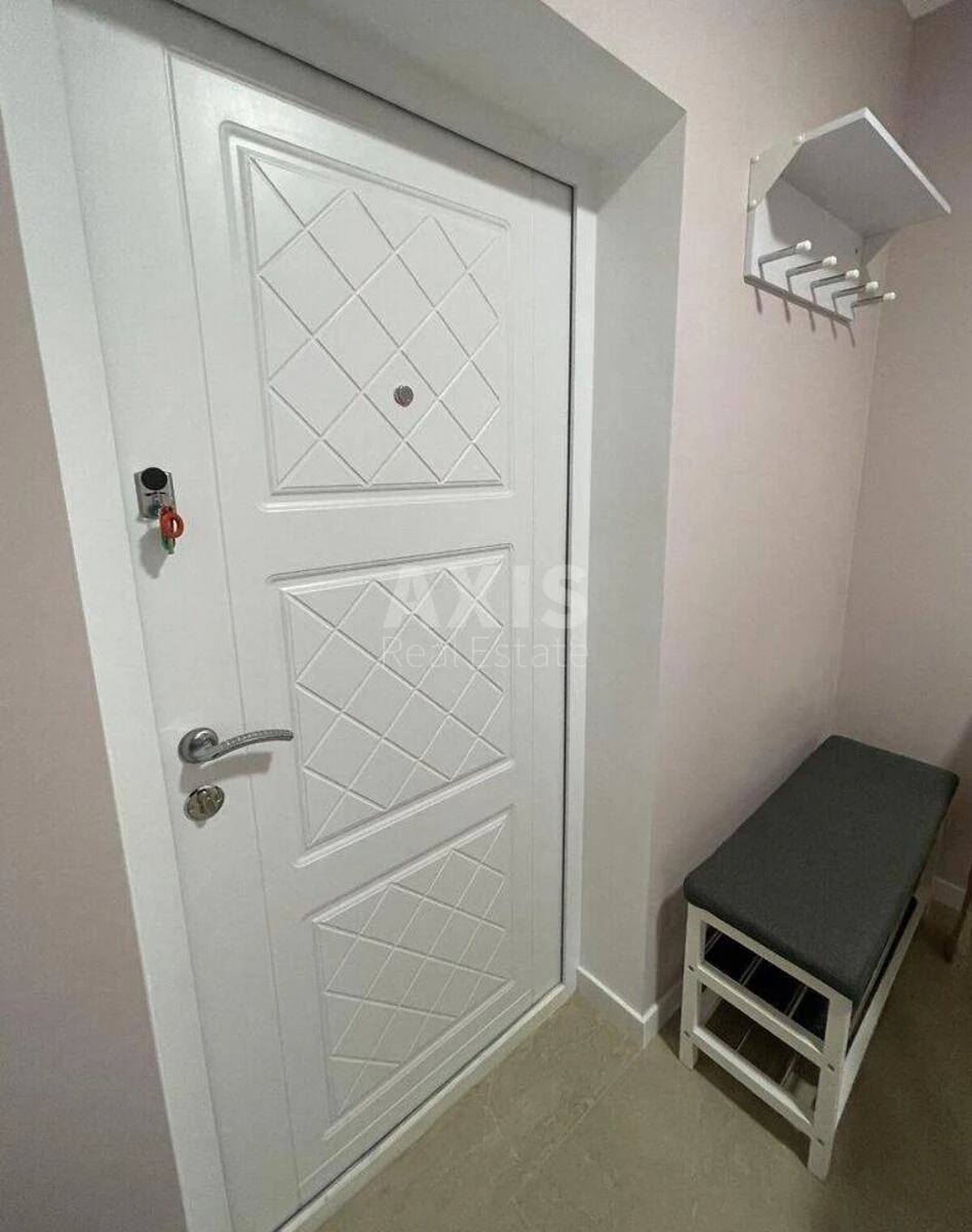 1к квартира ул. Ревуцкого 40В6976016
