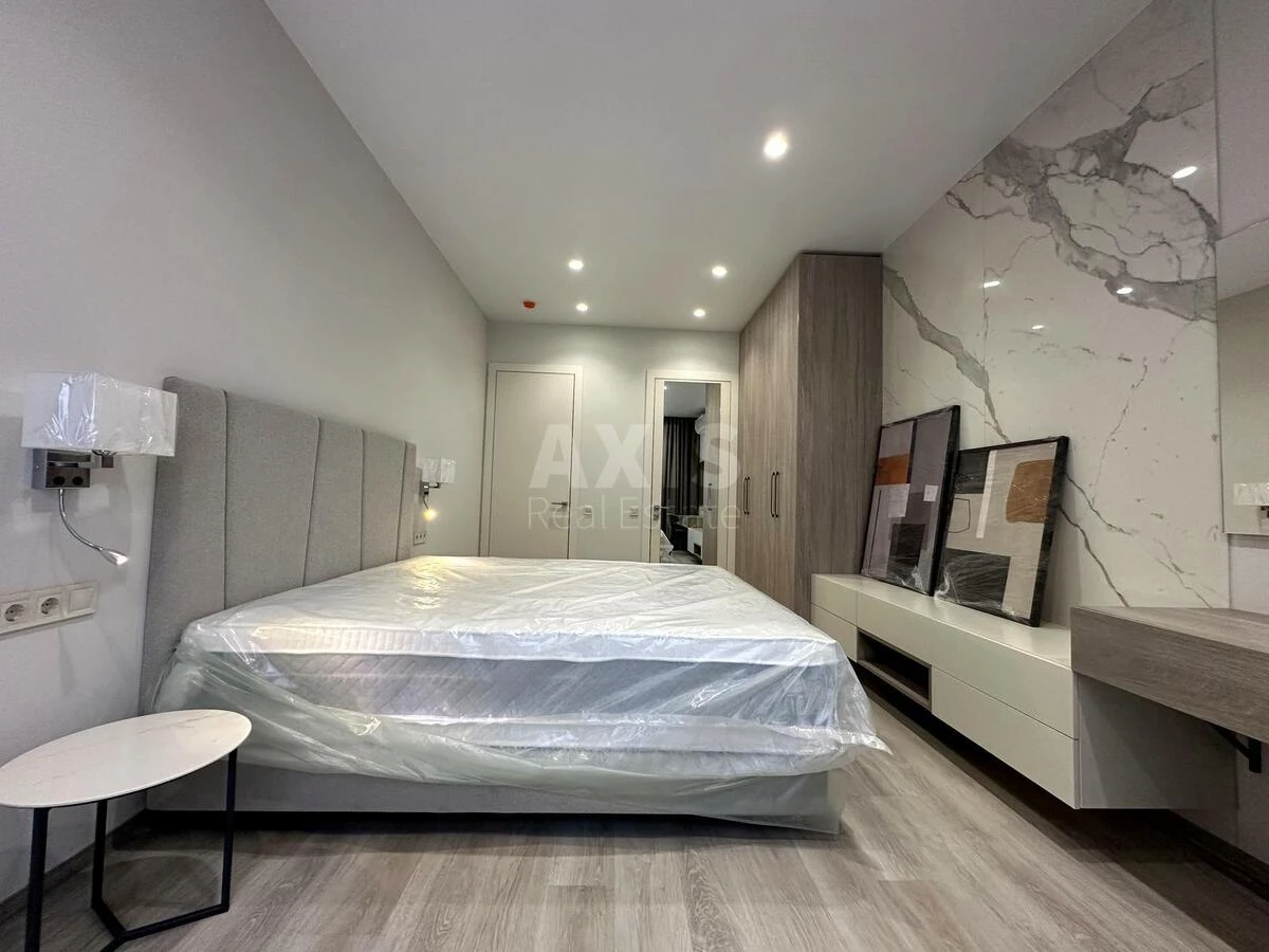 2к квартира ул. Антоновича 118689739
