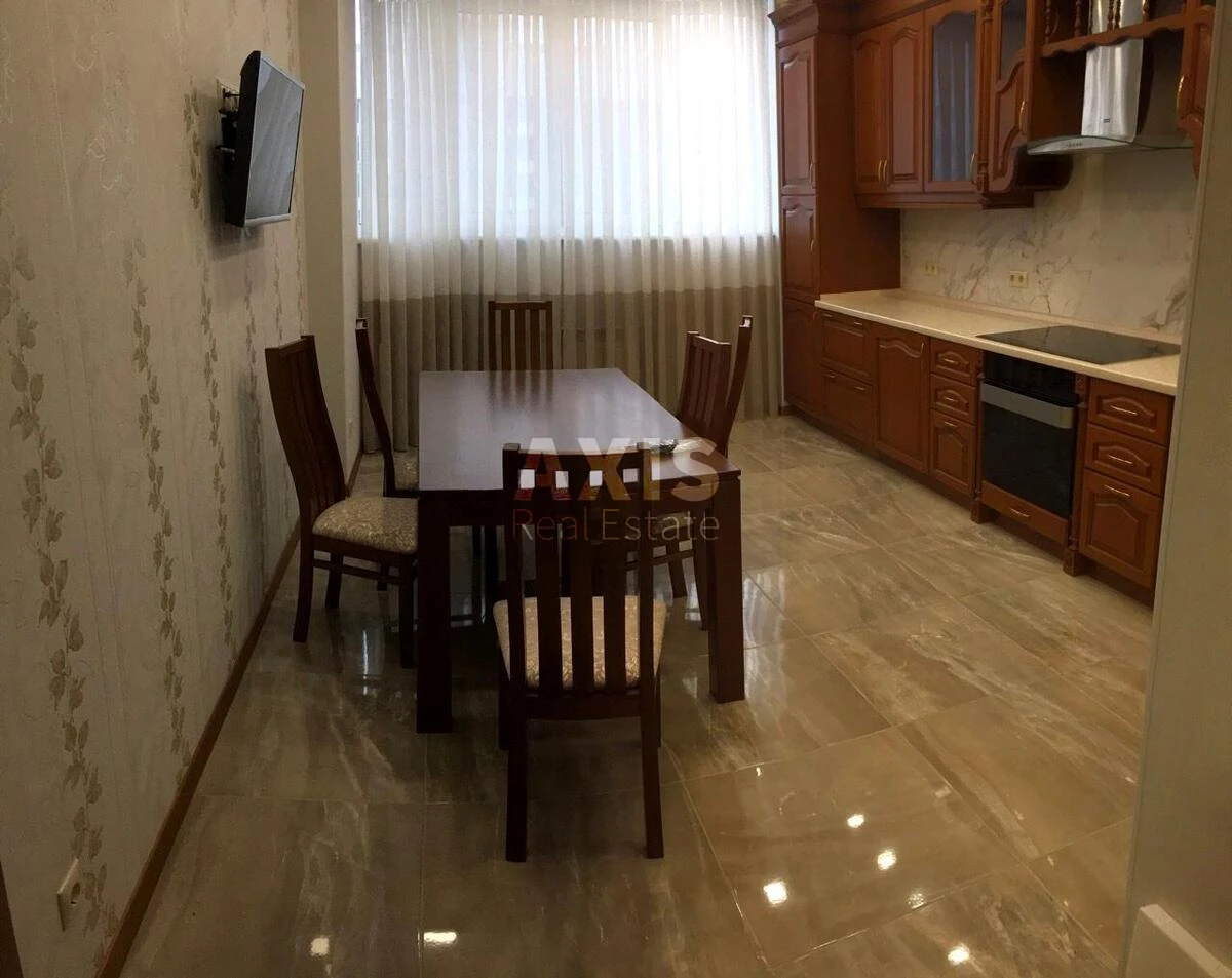 2k apartment vul. Sikors'kogo Igorja Aviakonstruktora Four B67430