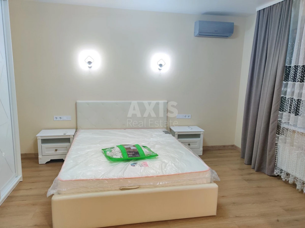 1k apartment vul. Krakivs'ka 27246512
