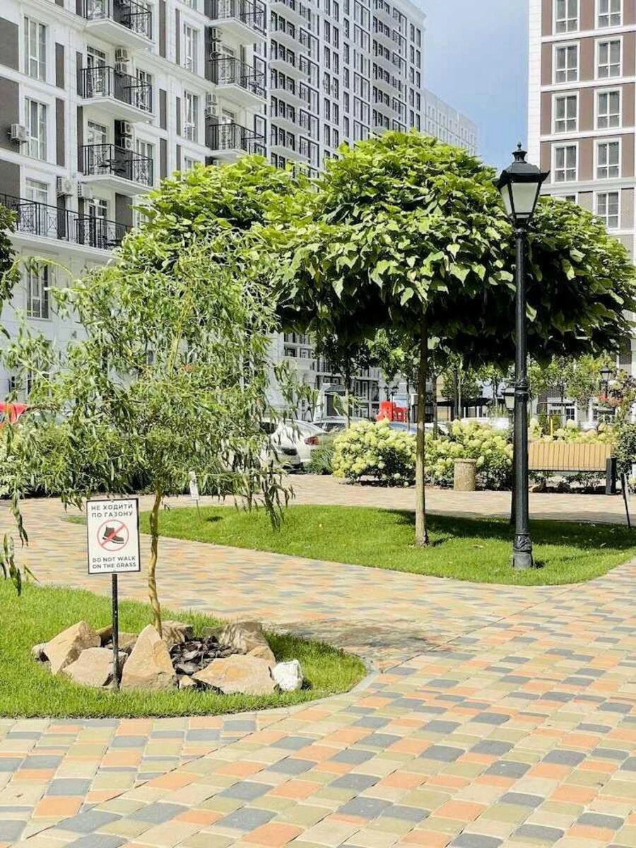 2к квартира ул. Михаила Максимовича 24В7058215