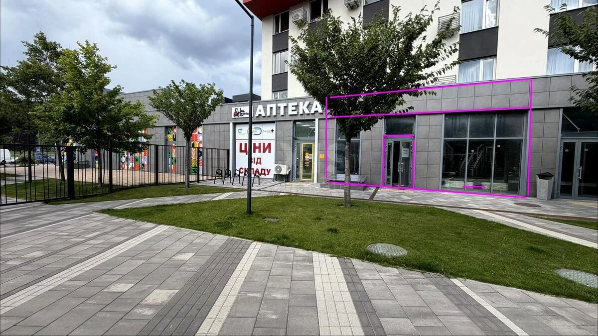 Trade object shose Stolychne 1А, 72m2704080