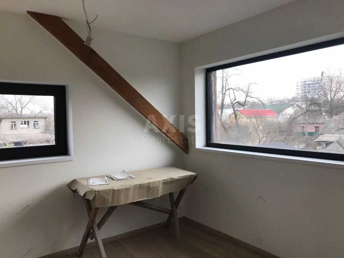 Дoм ул. Зеленая, 290м2, город Киев5834410
