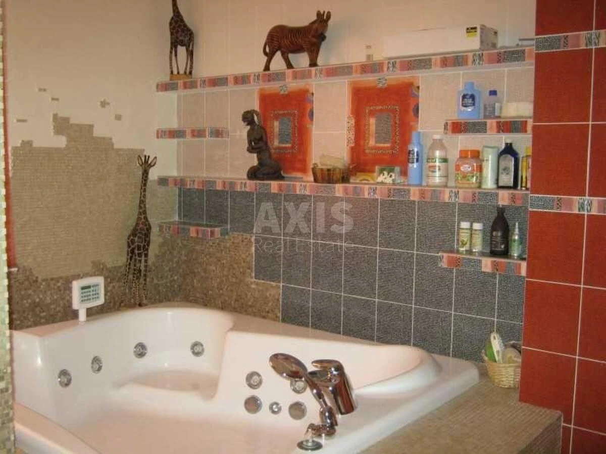 5k apartment vul. Derevljans'ka 10667976