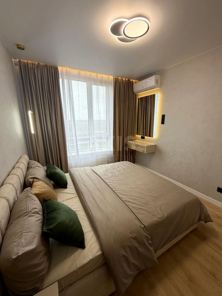 2к квартира ул. Александра Олеся 27А689724