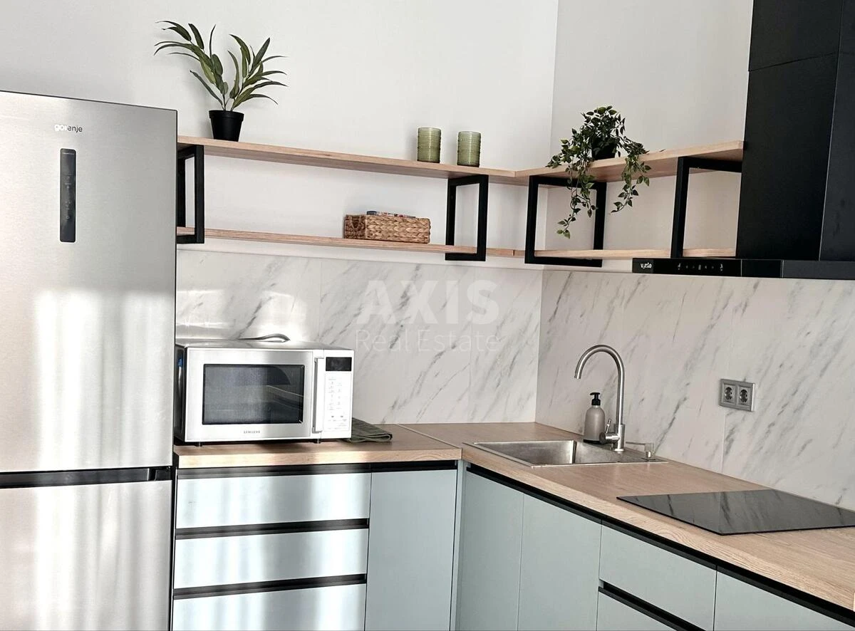 1k apartment vul. Rodyny Kristeriv 1669700