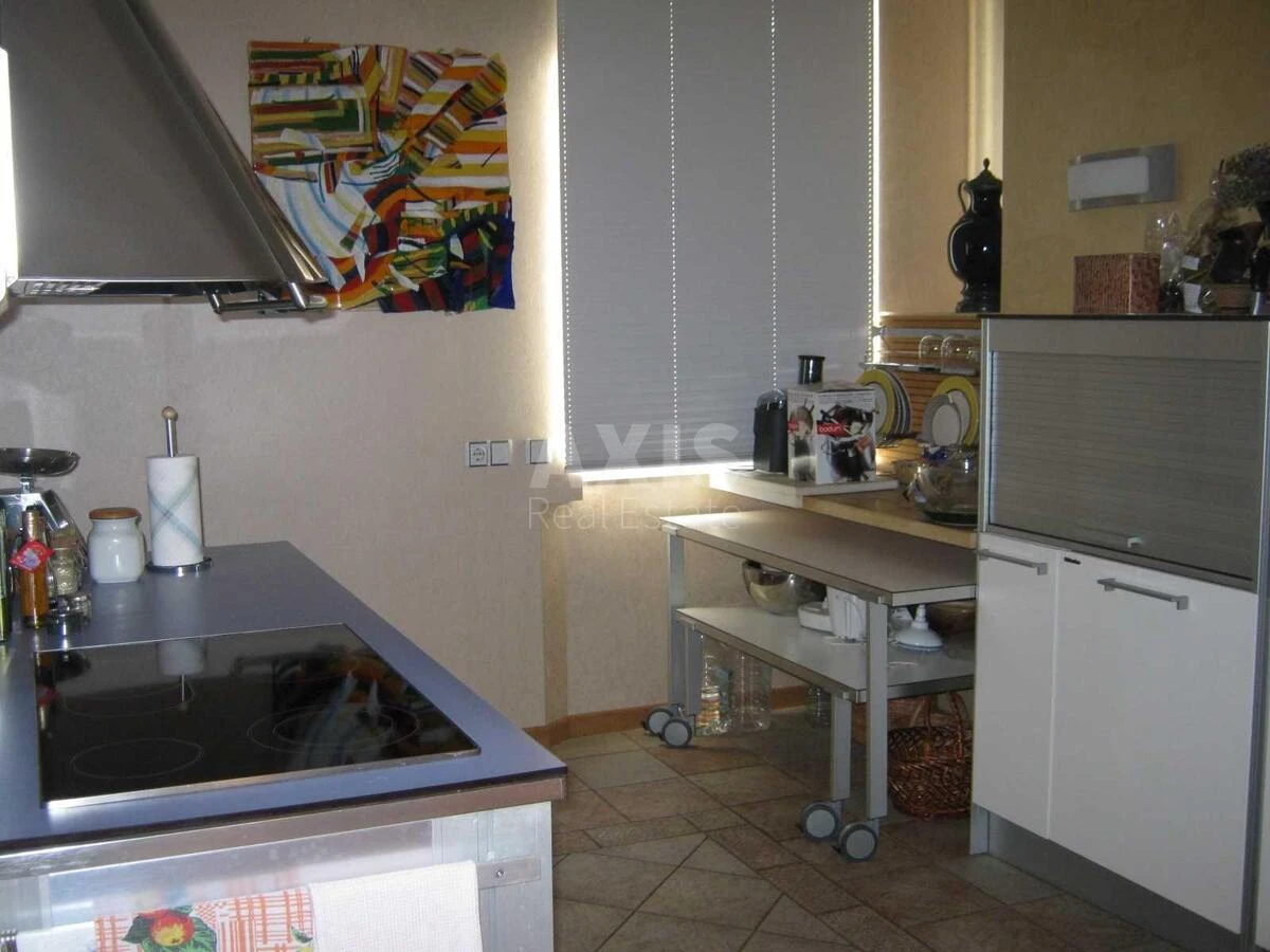 5к квартира ул. Деревлянская 10667979