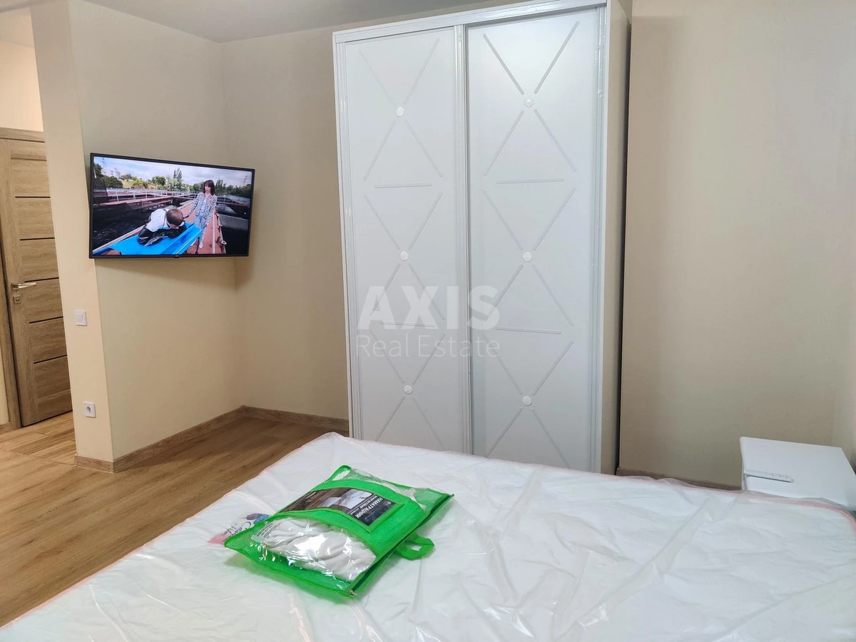 1k apartment vul. Krakivs'ka 27246513
