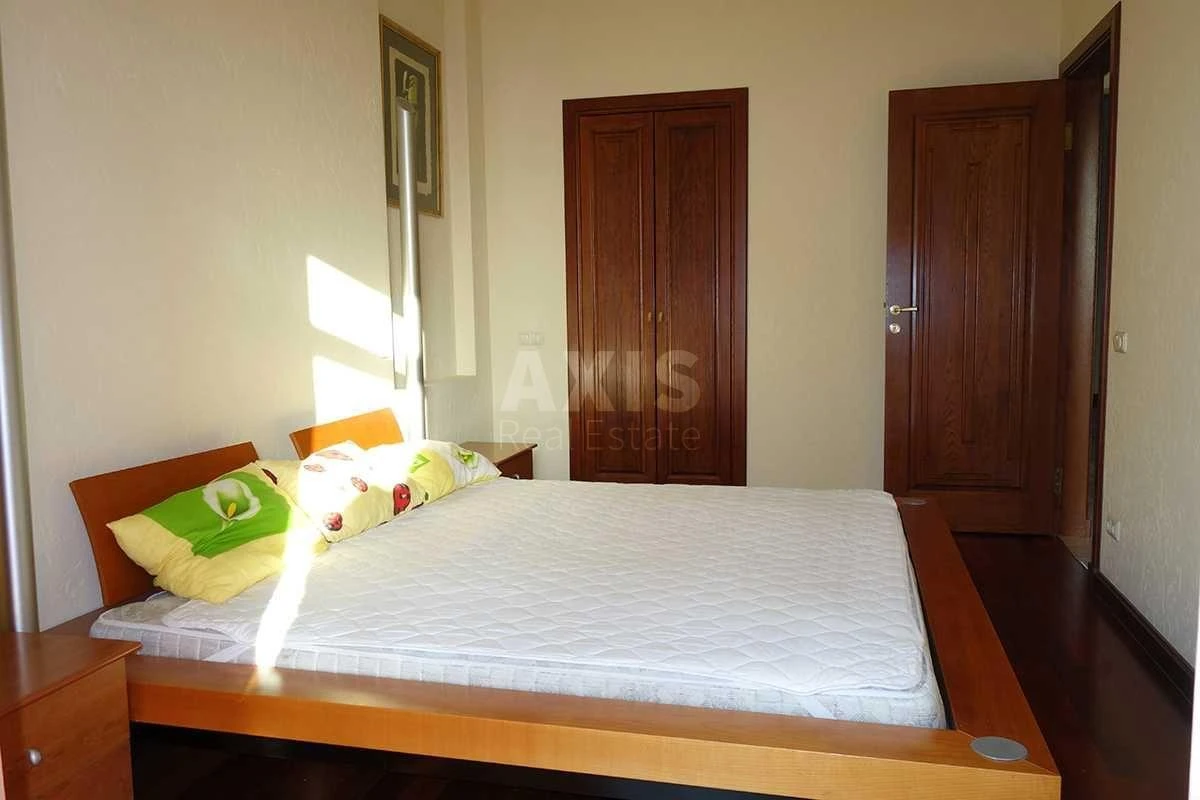 2k apartment vul. Shovkovychna 32/34694649