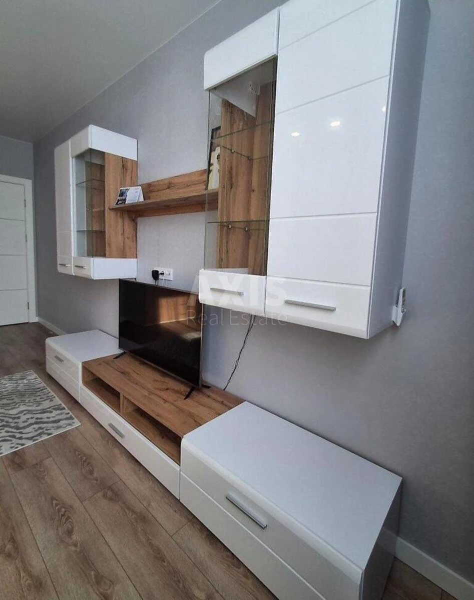 1k apartment pr-t Yevropeyskoho Soyuzu 43693576