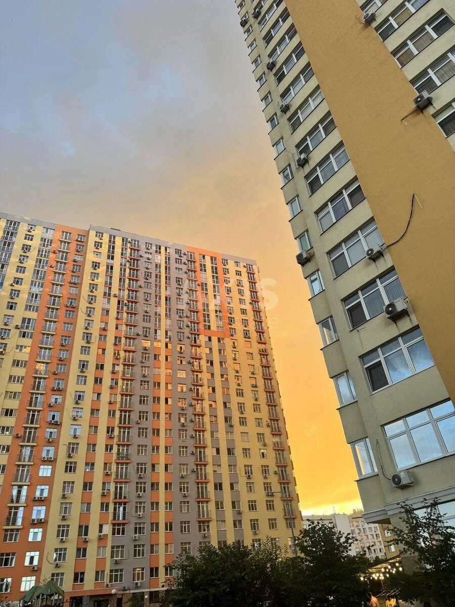 1к квартира ул. Семьи Кульженков 33709265