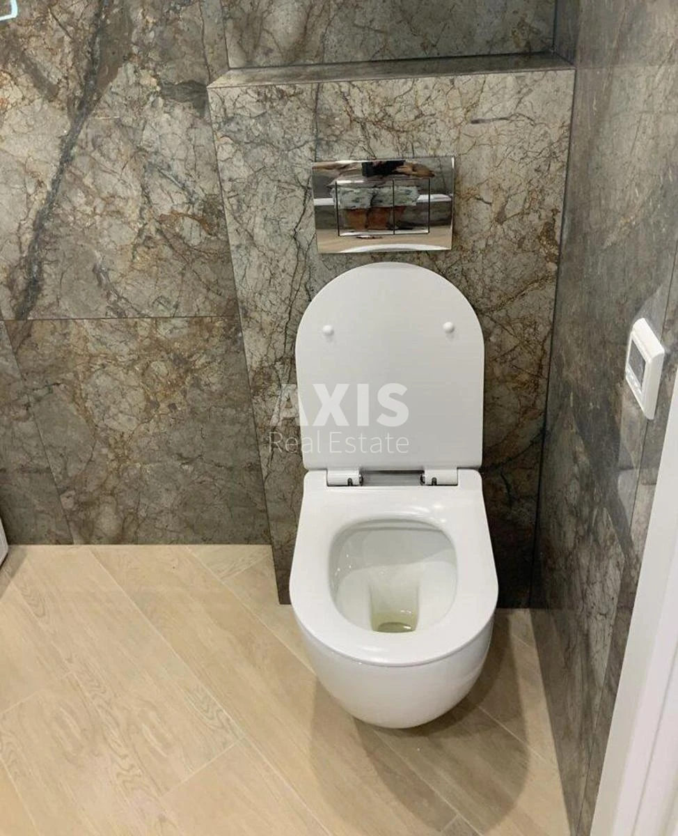 2k apartment nab. Dniprovs'ka 1358644