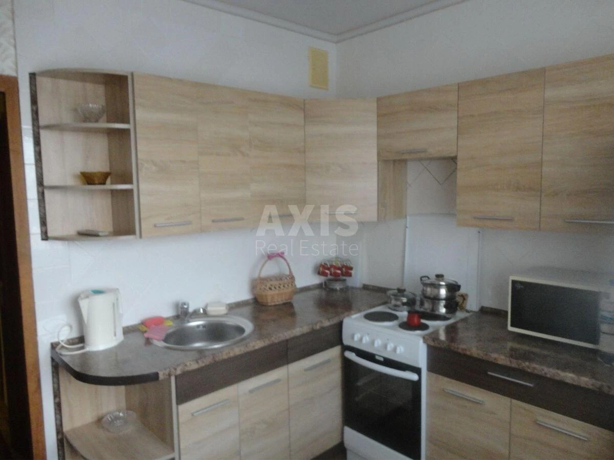 2к квартира ул. Подгорная 12696960