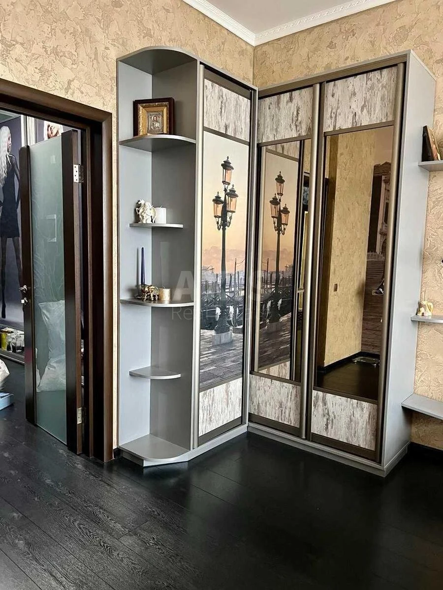 1k apartment vul. Parkovo-Syrec'ka 4В687677