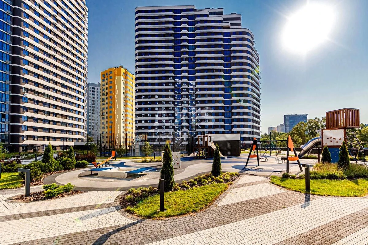 2k apartment vul. Voskresens'ka 2A7022121