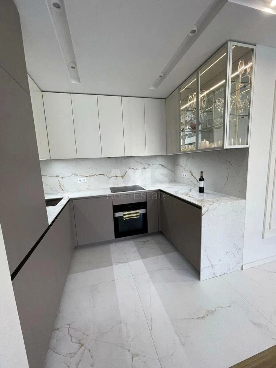 3k apartment vul. Lypkivs'kogo Vasylja Mytropolyta 386643210
