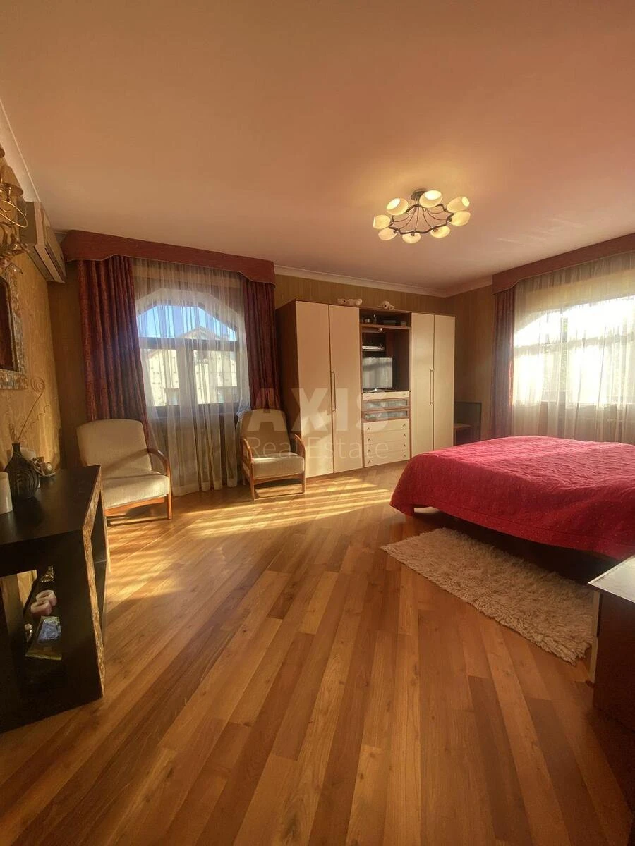 House vul. Dobryj Shljah, 260m2, Kyiv city621612