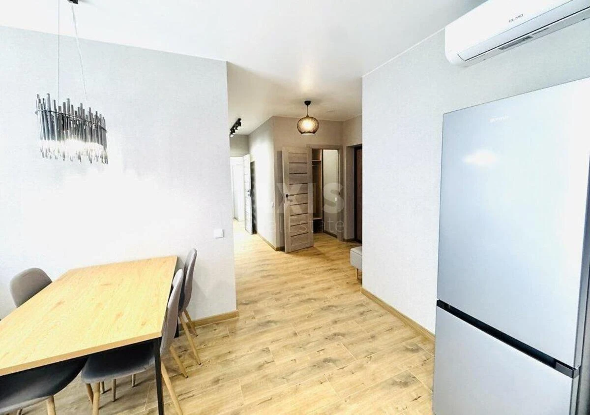2k apartment vul. Vsevoloda Zmijenka 15/23690220