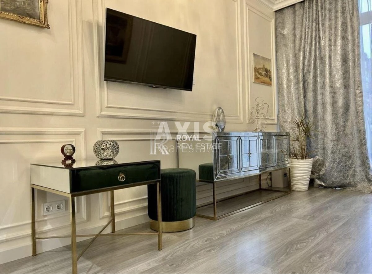 1к квартира ул. Жилянская 68693133