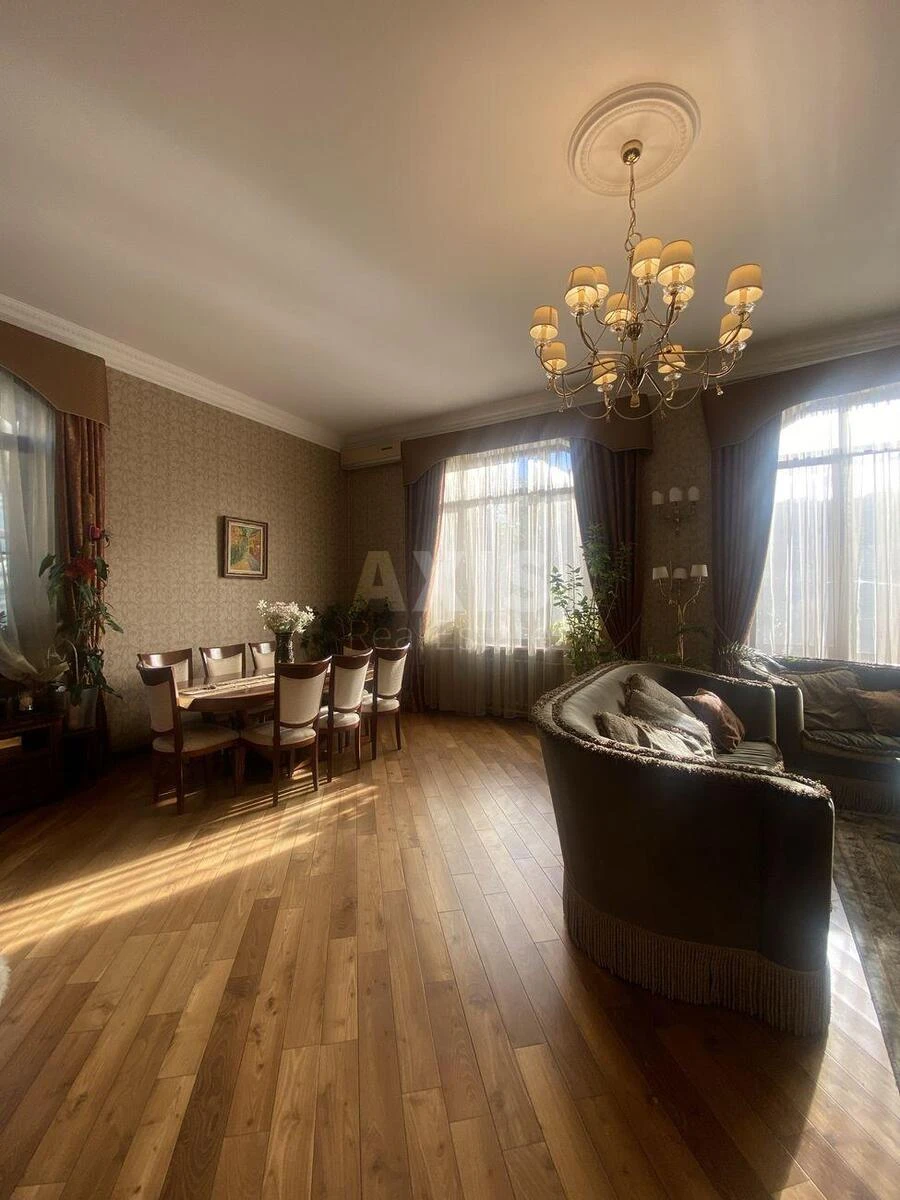 House vul. Dobryj Shljah, 260m2, Kyiv city62161