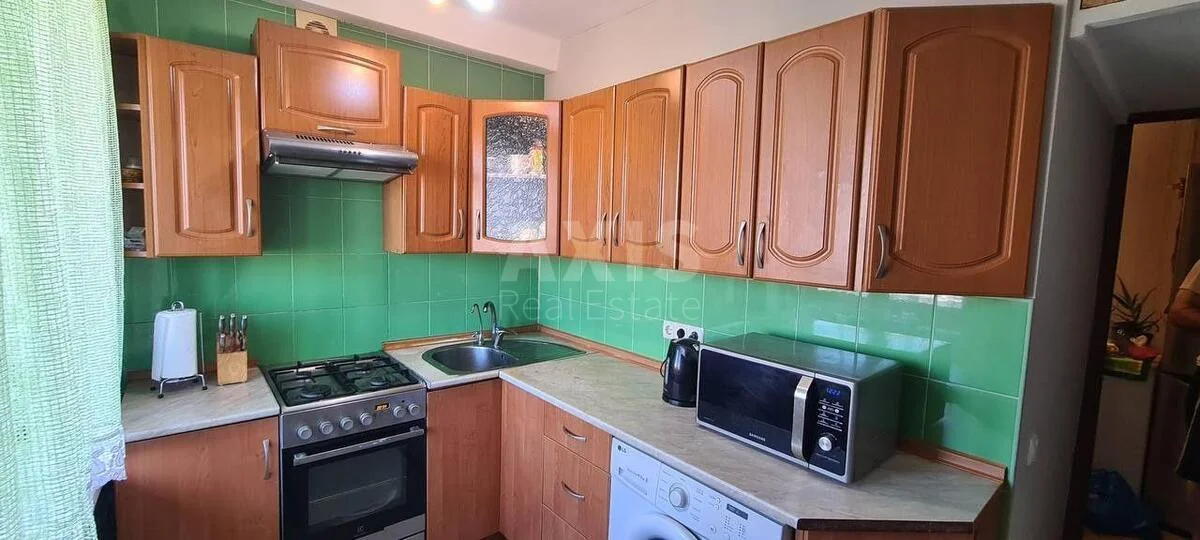 2к квартира вул. Олександра Архипенка 4