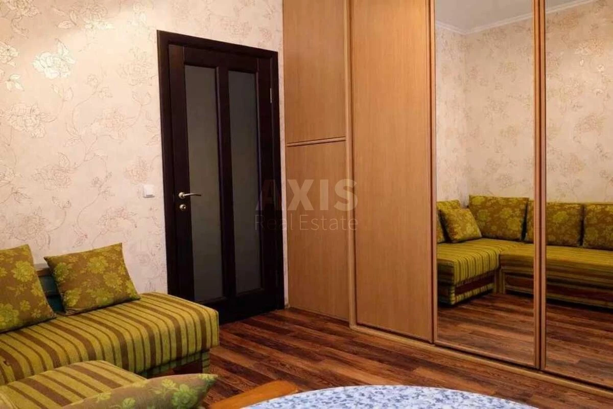 3k apartment pr-t Grygorenka Petra 5656353
