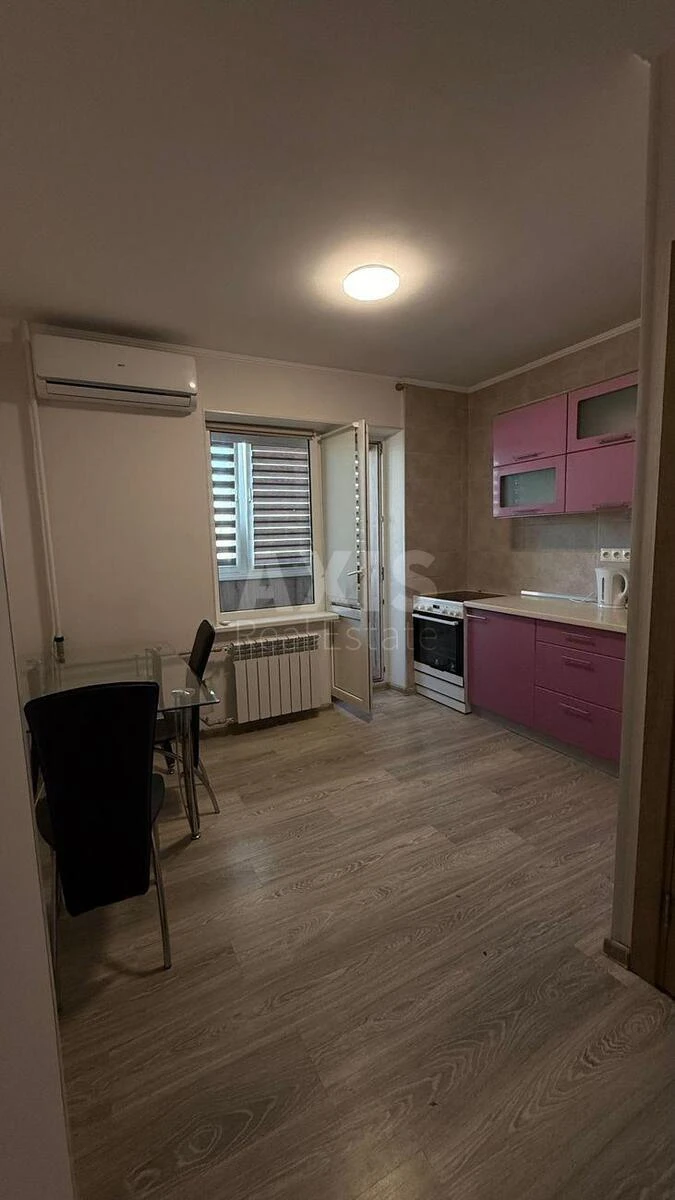 2k apartment vul. Revuc'kogo 19/1719160