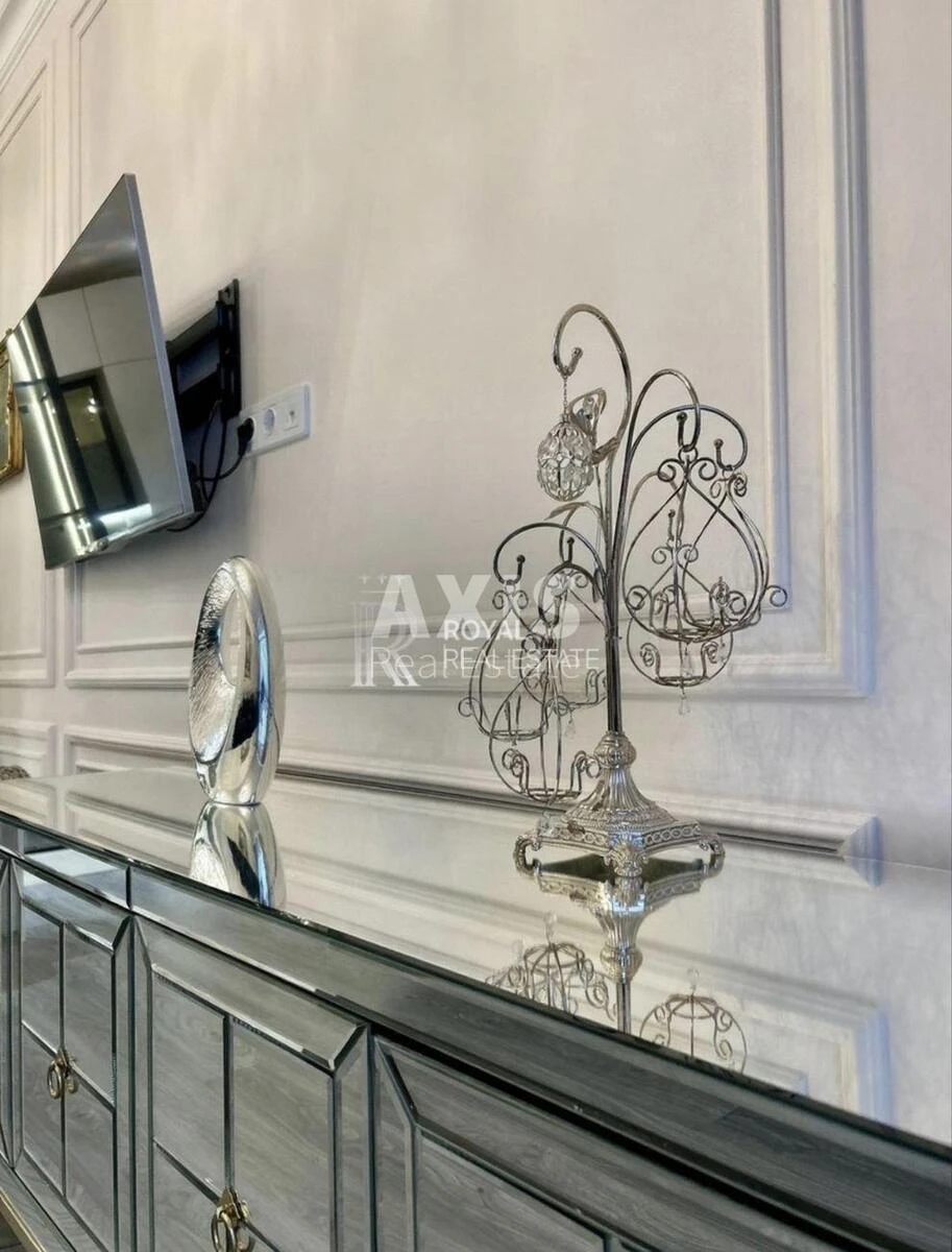 1k apartment vul. Zhyljans'ka 68693135