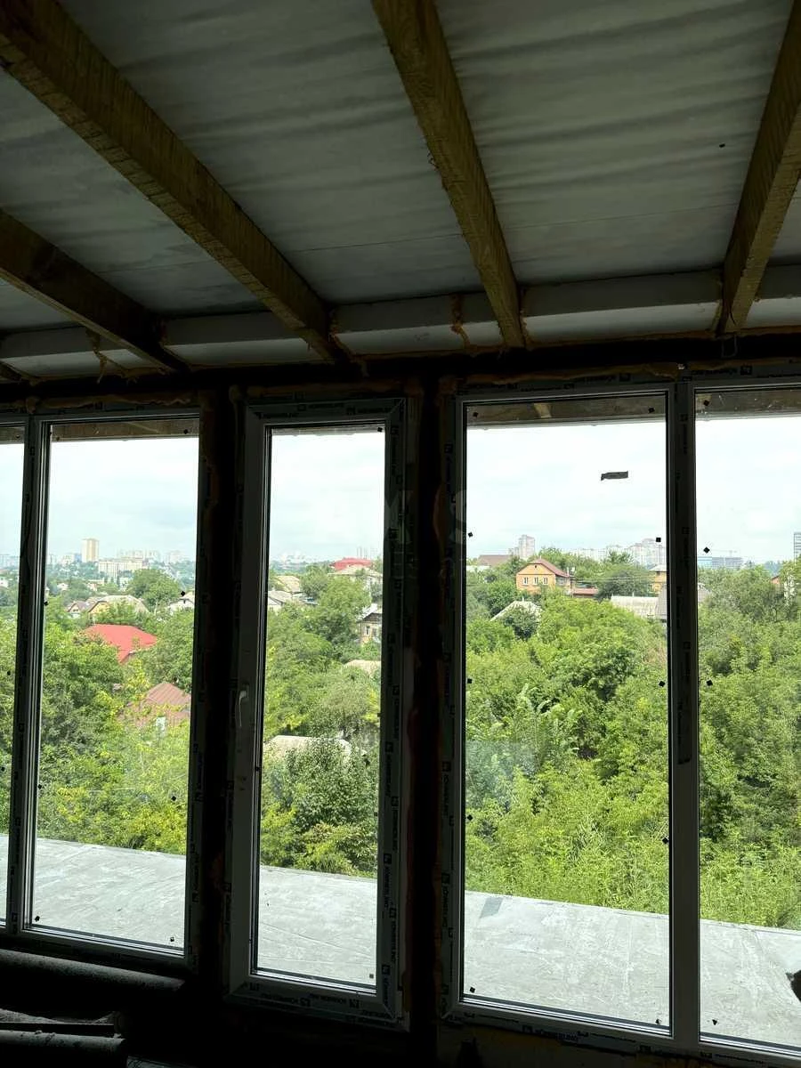 Office vul. Dovatora Generala 2А, 120m2715556