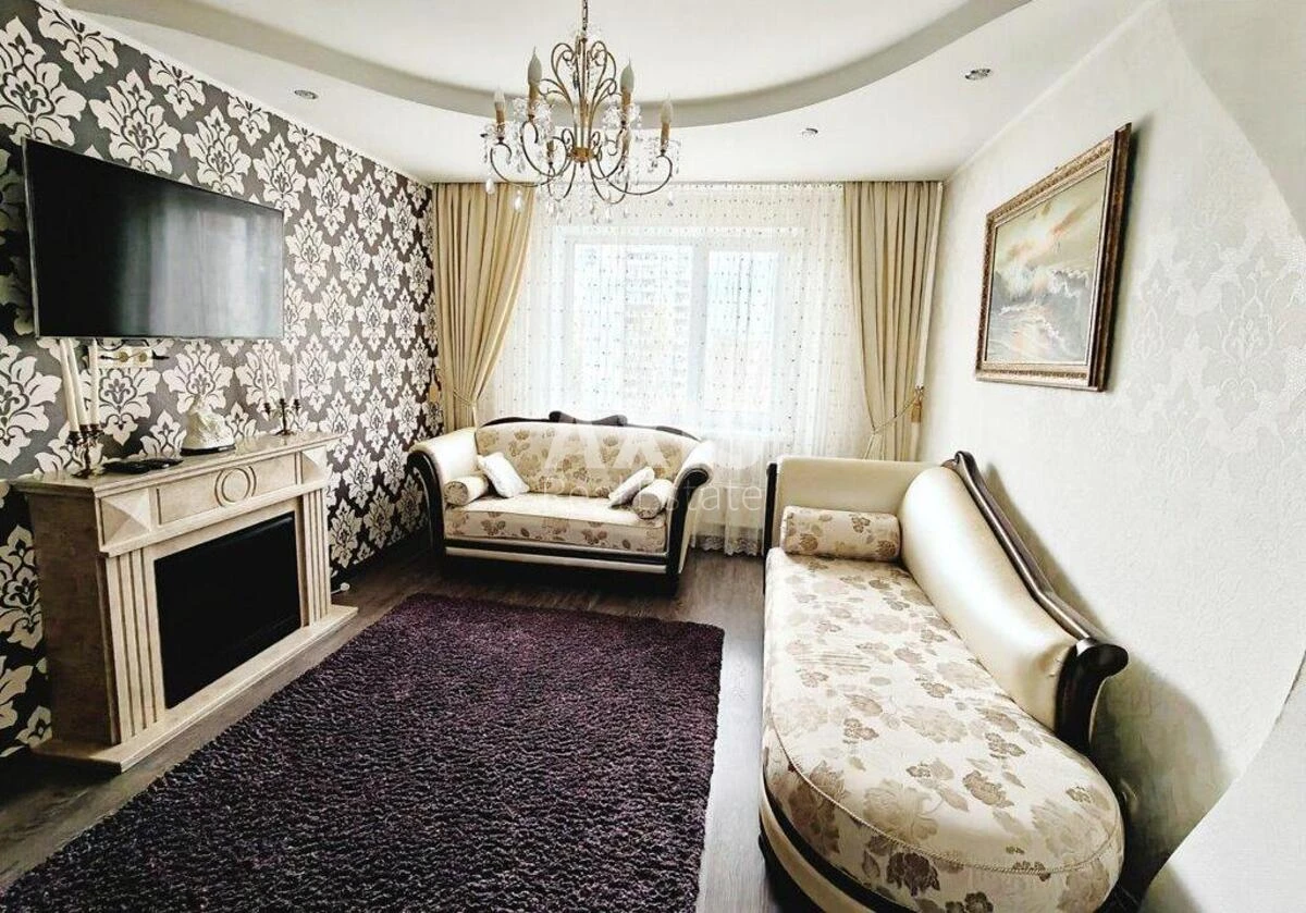 3k apartment pr-t Svobody 2695646