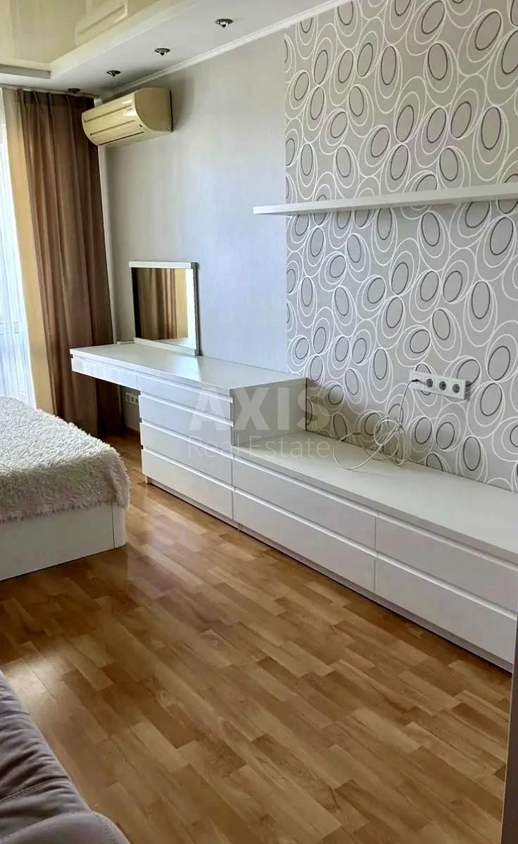 3к квартира пр-т Гонгадзе Георгия 18Д687171