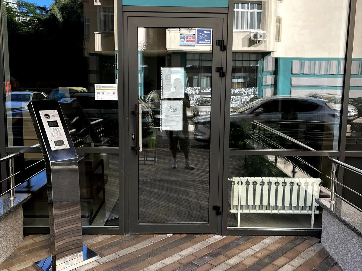 2k apartment vul. Lypkivs'kogo Vasylja Mytropolyta 37Б6885718