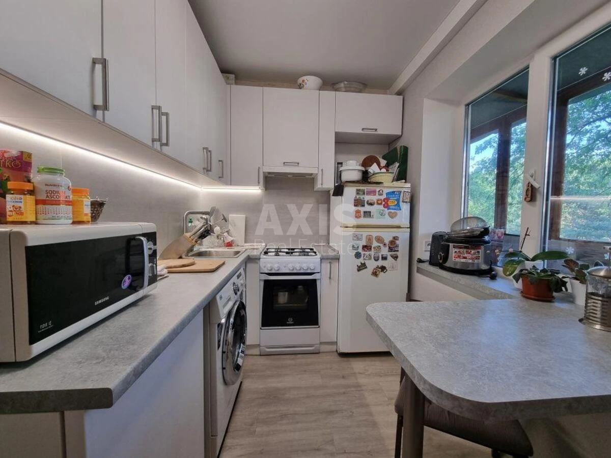 4k apartment vul. Ronalda Reyhana 2070664