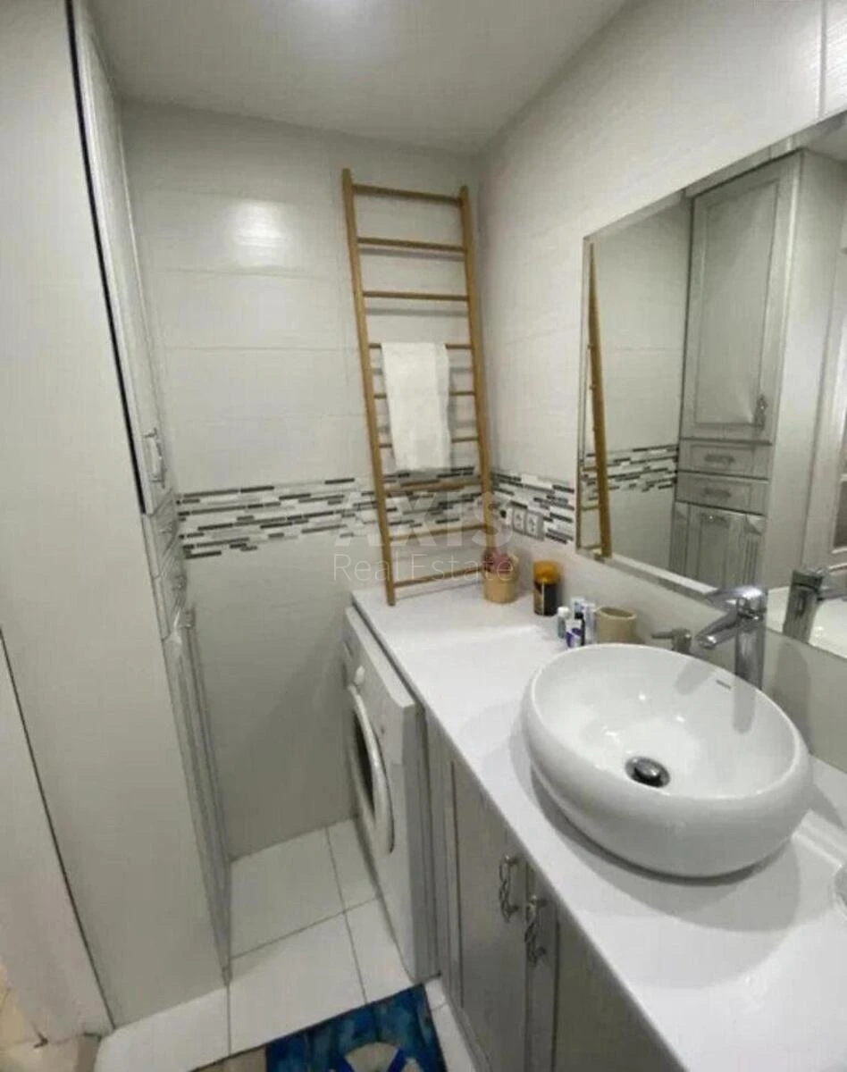 2k apartment vul. Vyflejems'ka 8688129