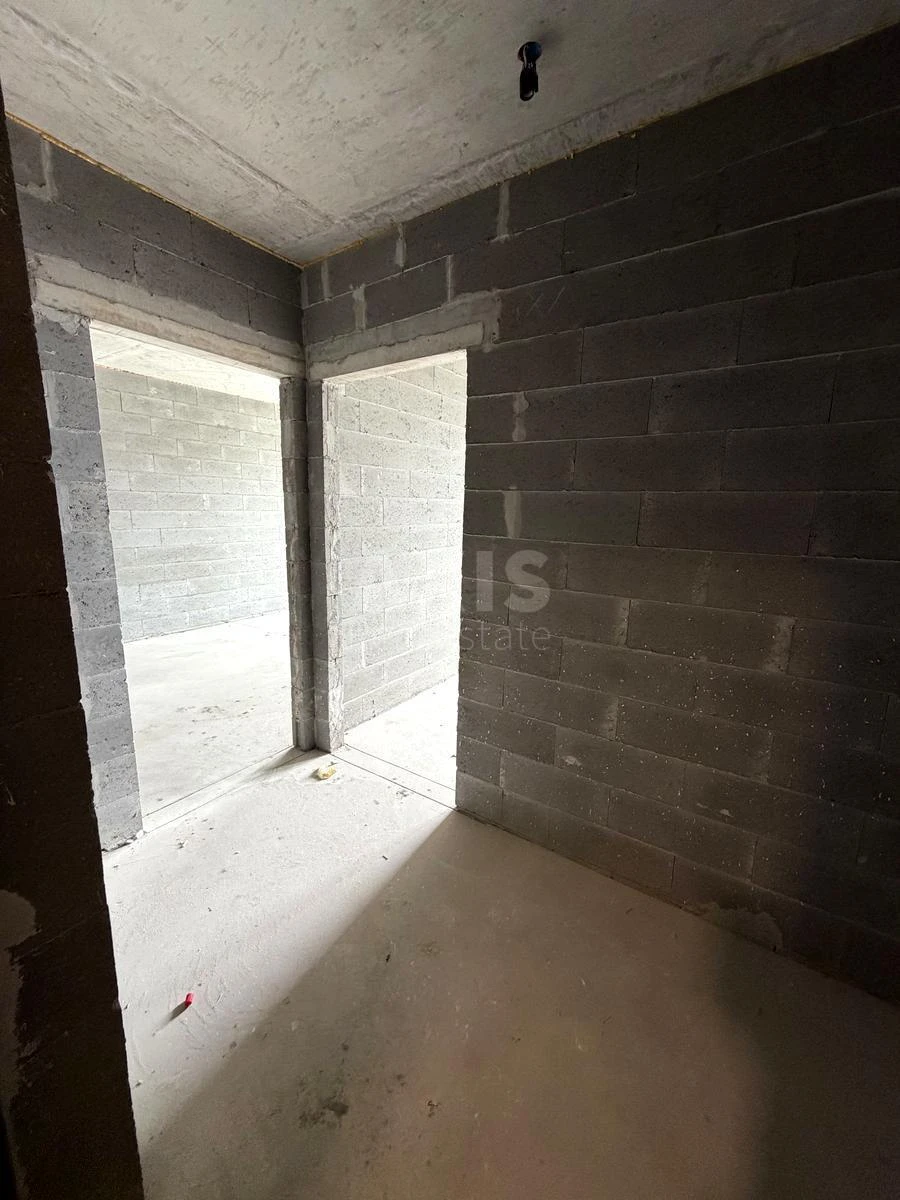 1k apartment nab. Dniprovs'ka 18689134